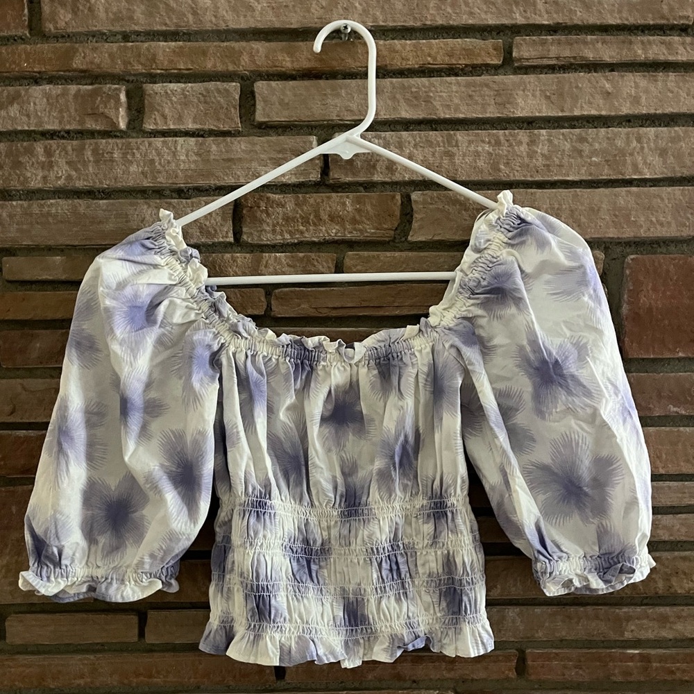 White and Lilac puff sleeve cropped Levis shirt